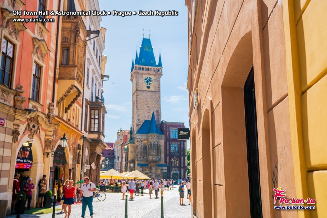 Old Town Hall & Astronomical Clock
